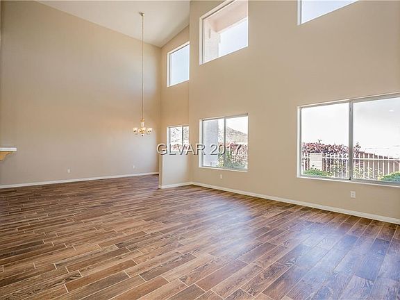 3rd image of 251 Big Horn Dr #4A