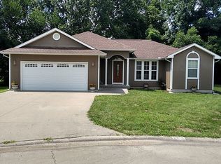 579 W Miranda St, Marshall, MO 65340