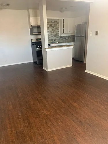 2428 Louise St #2505 Photo 1