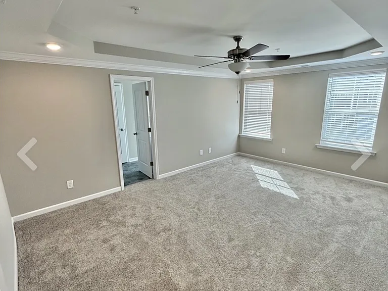 366 Ezra St — Photo 3