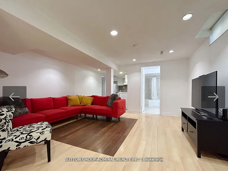 4 Mather Ct #BASEMENT — Photo 4