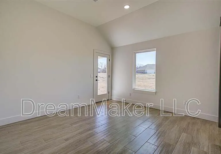 203 Hope Ave — Photo 11