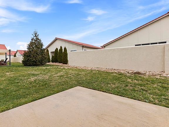 5th image of 153 Siena Boulevard