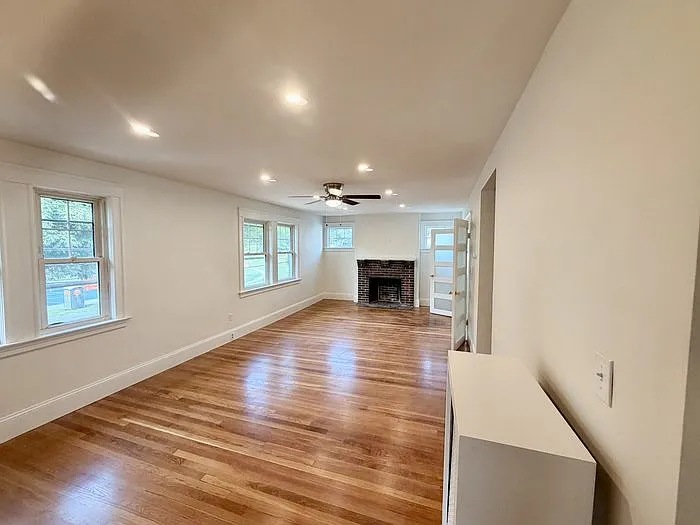 37 Rogers Park Ave #2 — Photo 6