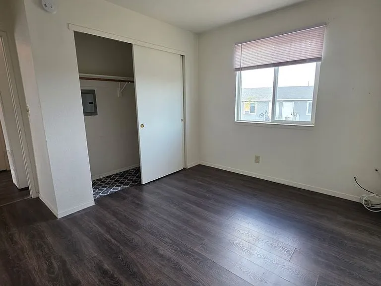 510 E 1st St, Hawthorne, NV 89415 — Photo 32