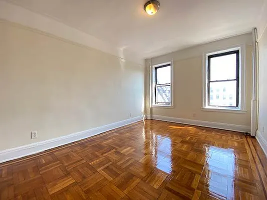 Rented by Queens Apartments Realty LLC | media 19