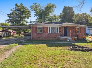 112 Hobbs Ln, Lebanon, TN 37090