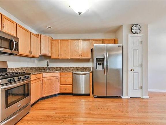 5th image of 4113 Rexford Dr