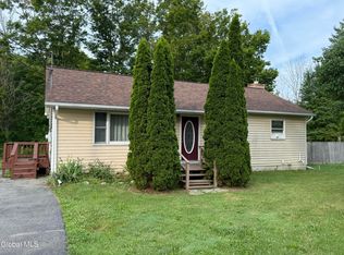 31 Wilton Gansevoort Rd, Gansevoort, NY 12831