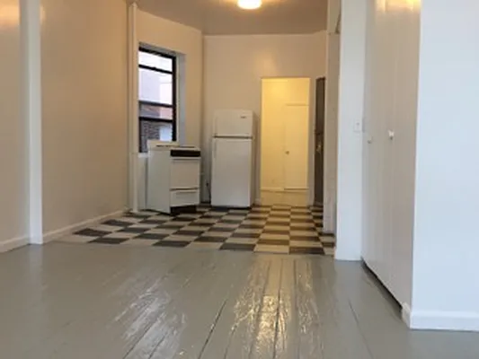 Rented by City Heights Realty | media 9