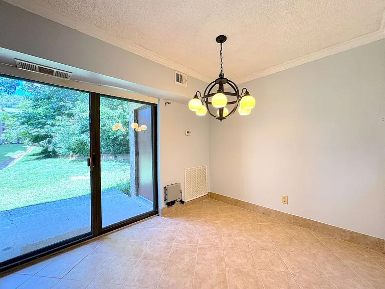 11606 Stoneview Sq #1B — Photo 8