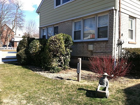 3rd image of 1434 Point Breeze Pl