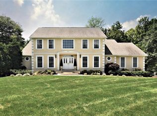 476 Misty Ln, Akron, OH 44321