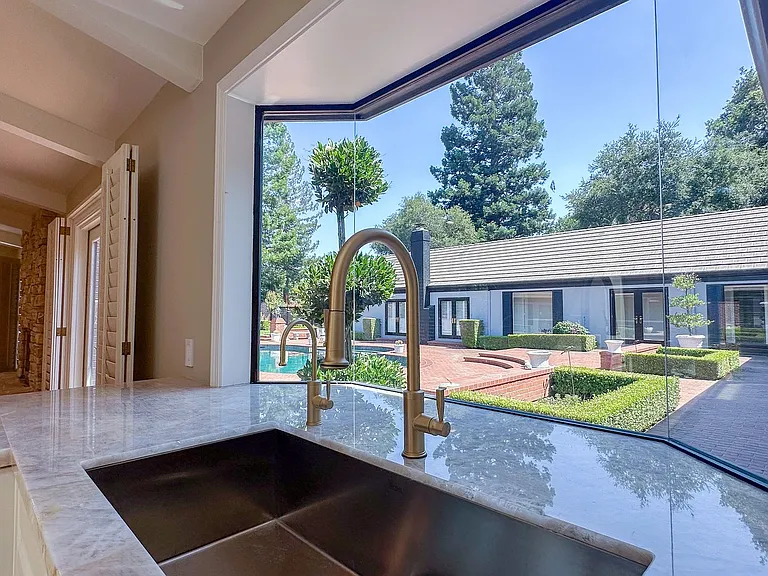 14402 Donna Ln — Photo 7