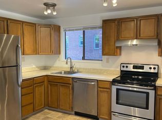 210 17th Ave E APT 5, Seattle, WA 98112