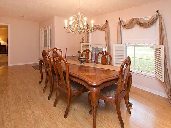 4th image of 14236 Lake Price Dr