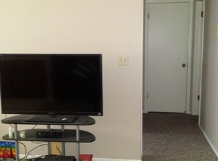 N89W16746 Appleton Ave APT 3, Menomonee Falls, WI 53051