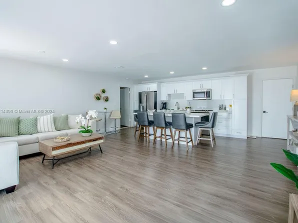 8341 SW 12th Ter, Miami, FL 33144