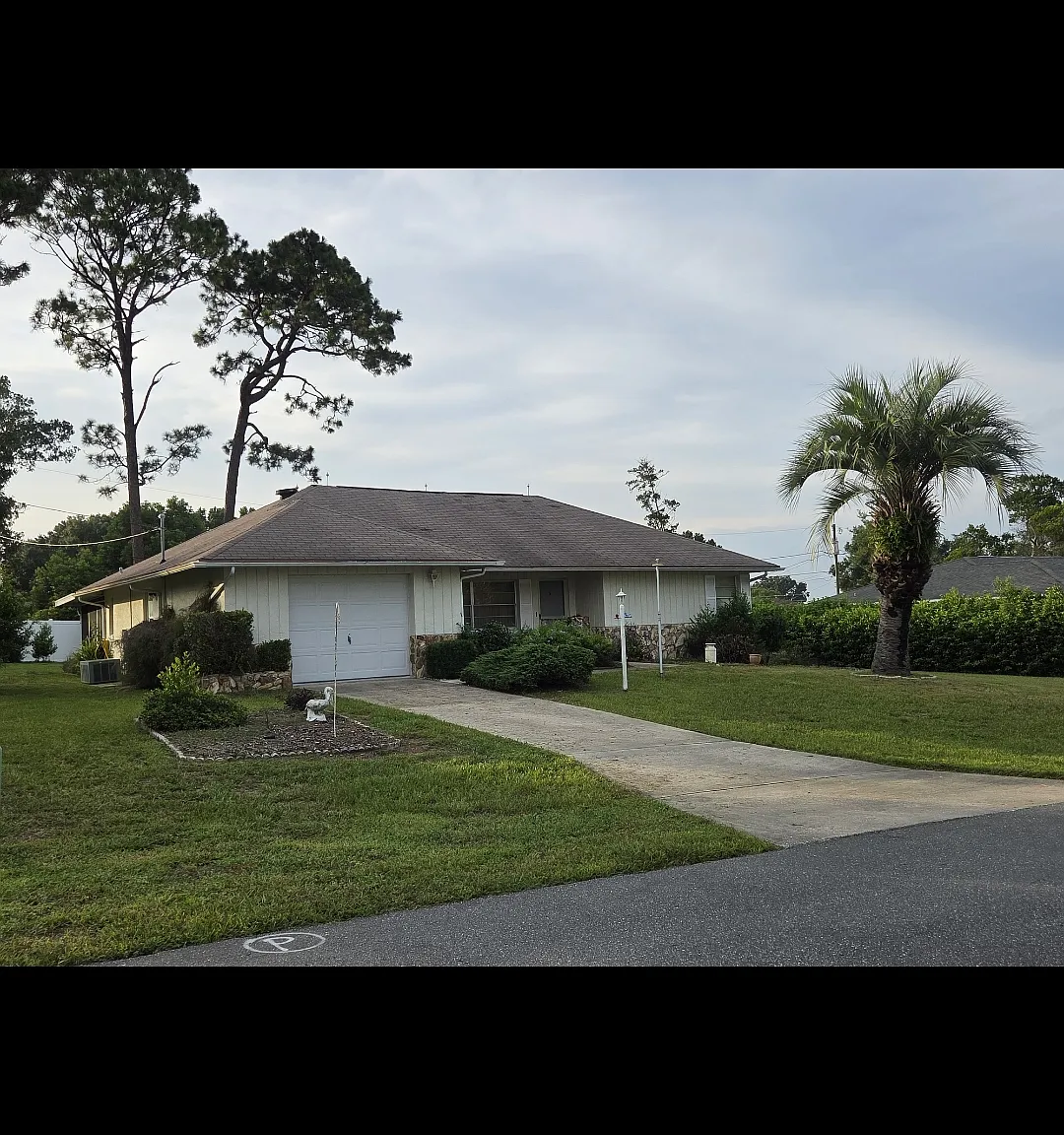 2 bed, 1.5 bath, 1180 sqft, $1,600 — Photo 2