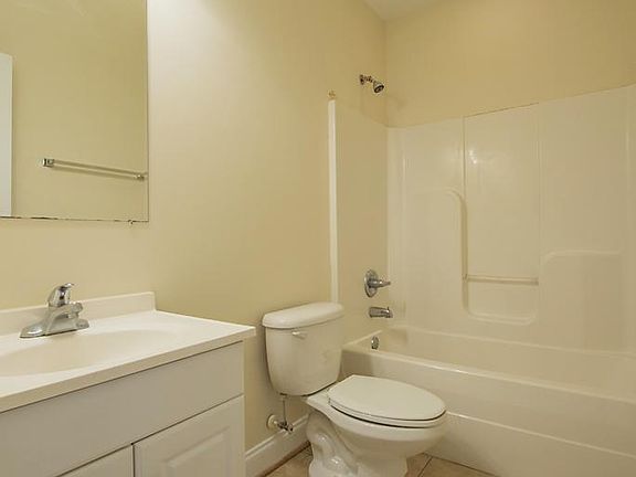 5th image of 520 N 26th St #2