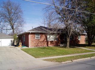 1007 13th St, Ames, IA 50010