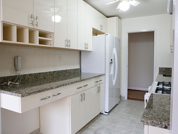4th image of 6641 Wakefield Dr APT 303