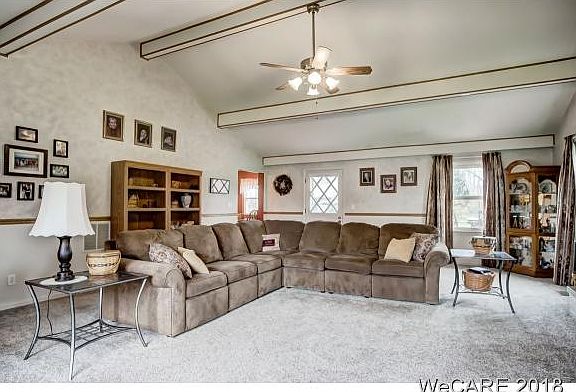 4th image of 2350 Meadow Ln