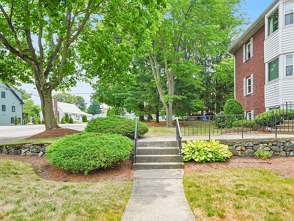 5th image of 82 Neponset St APT B