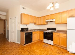 2941 N Halsted St #3PPP, Chicago, IL 60657