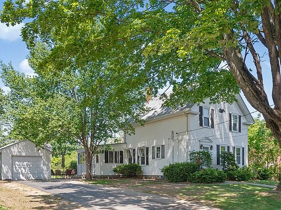 3rd image of 56 Bourne St