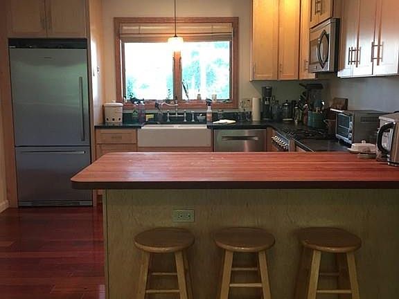 5th image of 88 Washington Ave #0