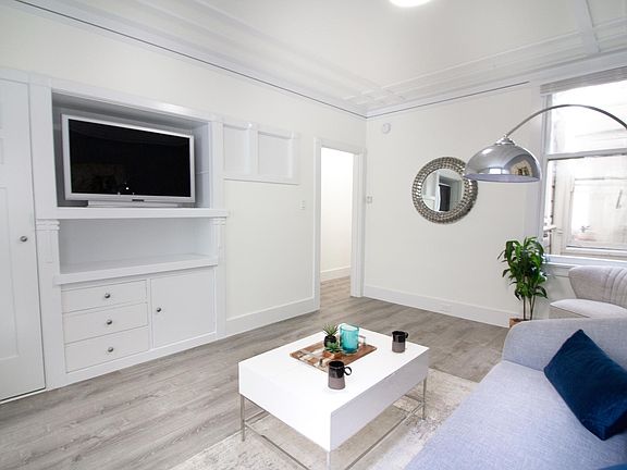 4th image of 1740 Sacramento St APT 12