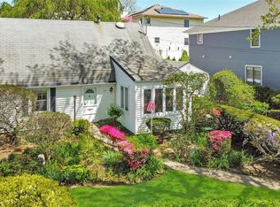 146 Deepdale Pkwy, Albertson, NY 11507
