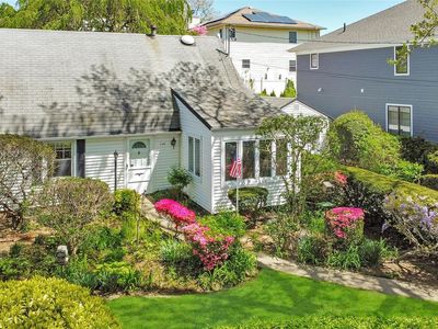 146 Deepdale Parkway, Albertson, NY, 11507