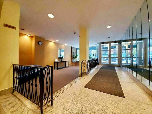 Rented by Bruma Realty LLC | media 17