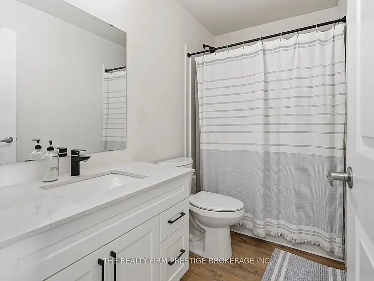 1595 Capri Cres #28 — Photo 24
