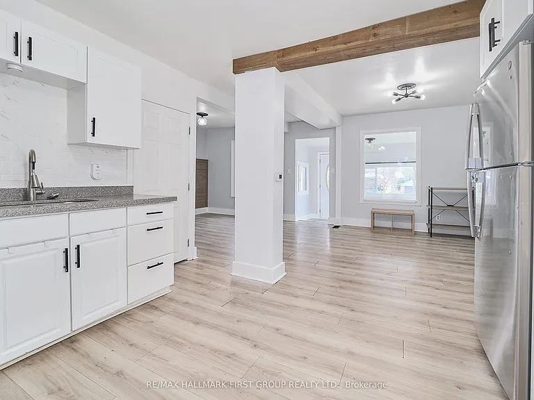 314 Nassau St — Photo 20