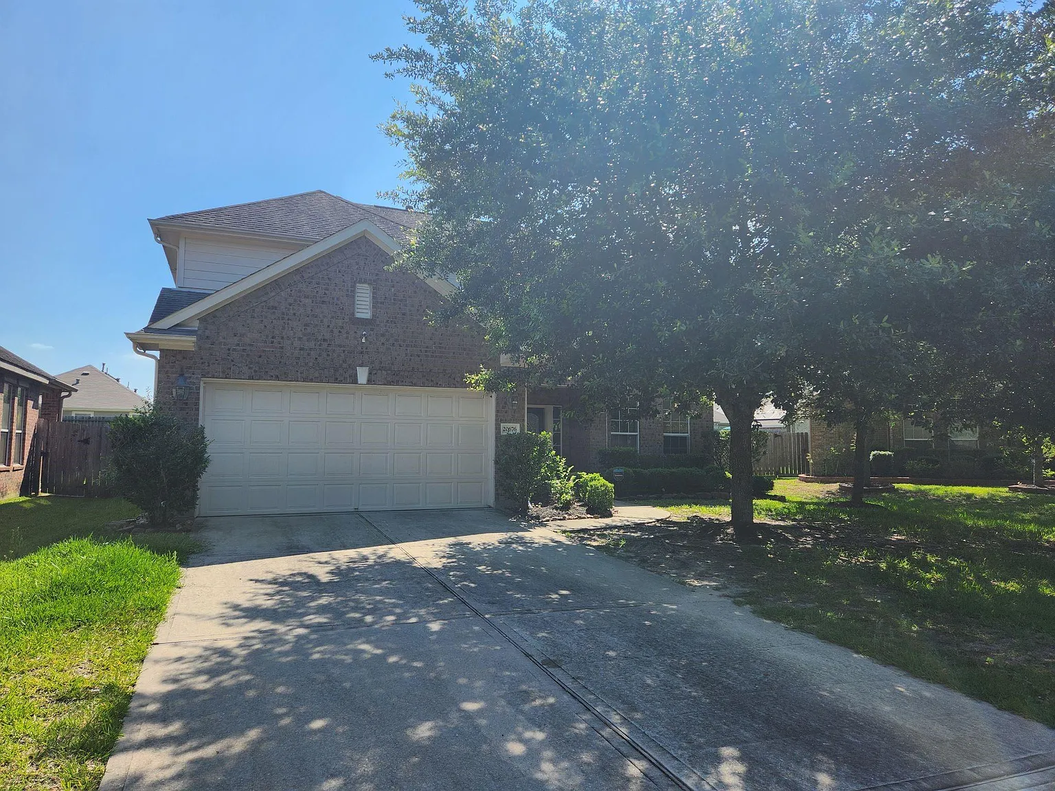 4 bed, 2.5 bath, 2743 sqft, $2,785 — Photo 3