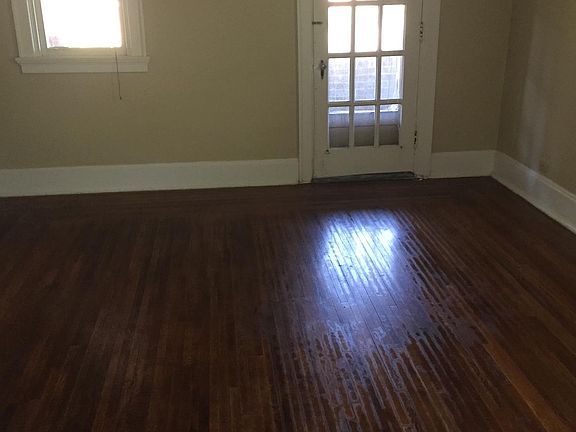 4th image of 1945 Catalina Ave APT 1