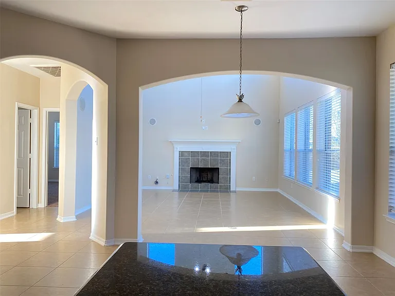 10930 Reston Point Dr — Photo 12