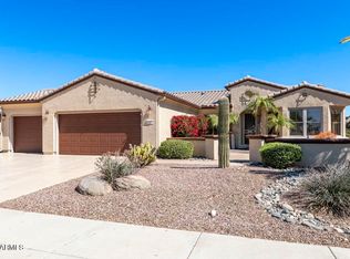 19075 N Hawthorn Dr, Surprise, AZ 85387