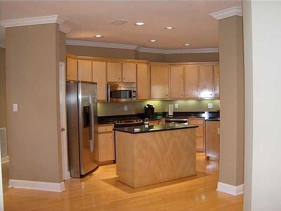 4th image of 5710 Kings Mill Dr N