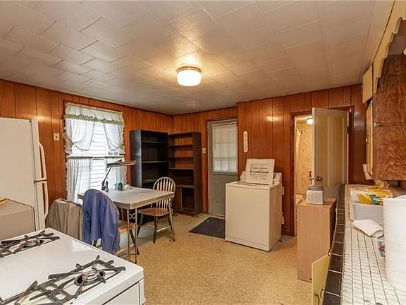 5th image of 2109 Ringgold Ave