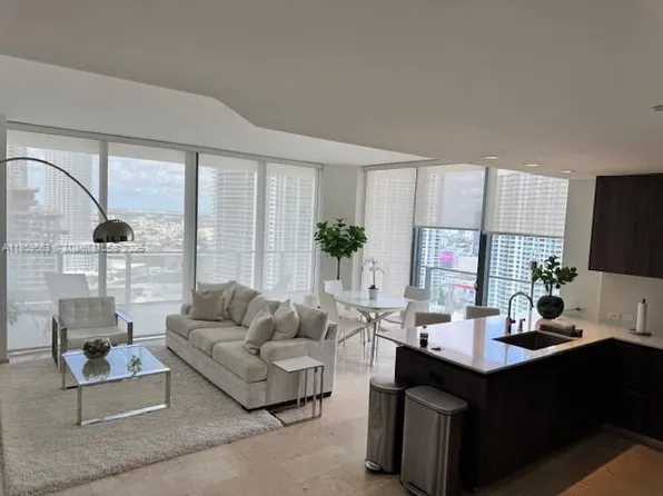 68 SE 6th St #2412, Miami, FL 33130