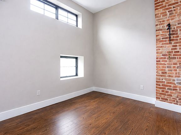 3rd image of 38 Palmetto St #4B