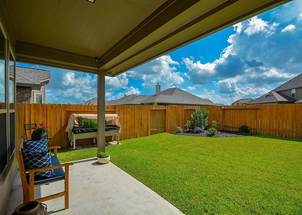 1st image of 16242 Tyler Reach Dr