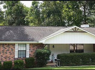 102 Comanche Ct, Enterprise, AL 36330