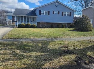 771 Finwood Ct, Elyria, OH