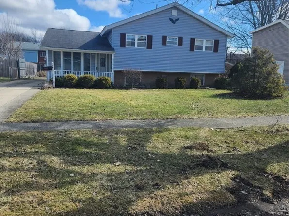 771 Finwood Ct, Elyria, OH 44035