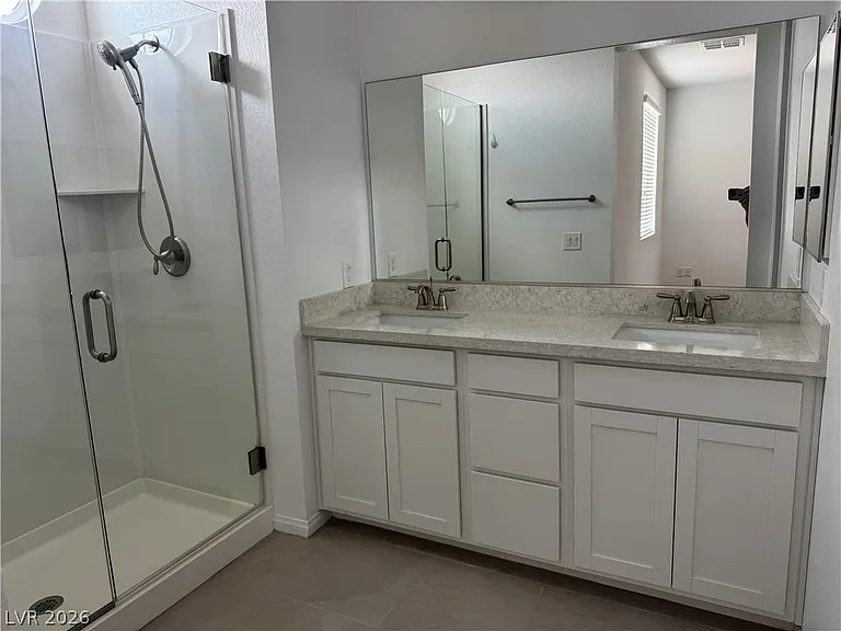 208 Vanhoy Ave — Photo 12